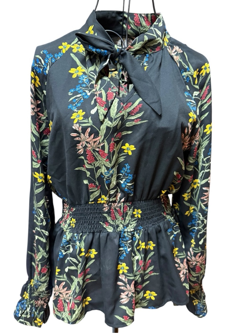 Truth Black Floral Tie-Neck Smocked Waist Blouse small